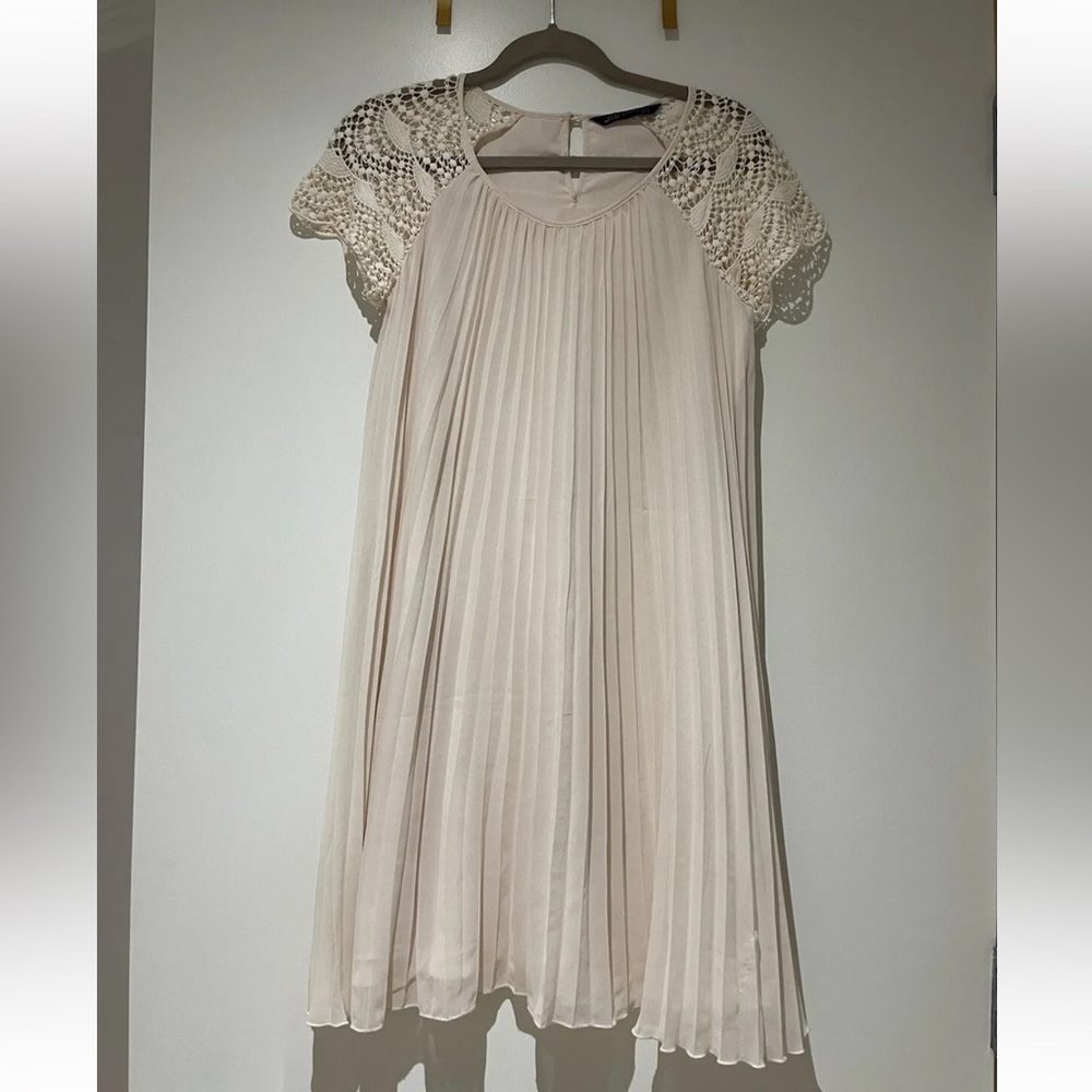 Zara cocktail dress size small color cream